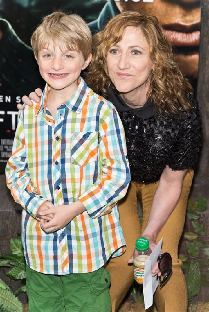 Edie Falco Kids | Macy And Anderson Falco, Who Is Her Husband?