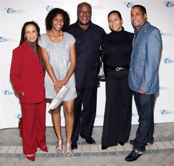 Meet K.C. Amos And Shannon Amos